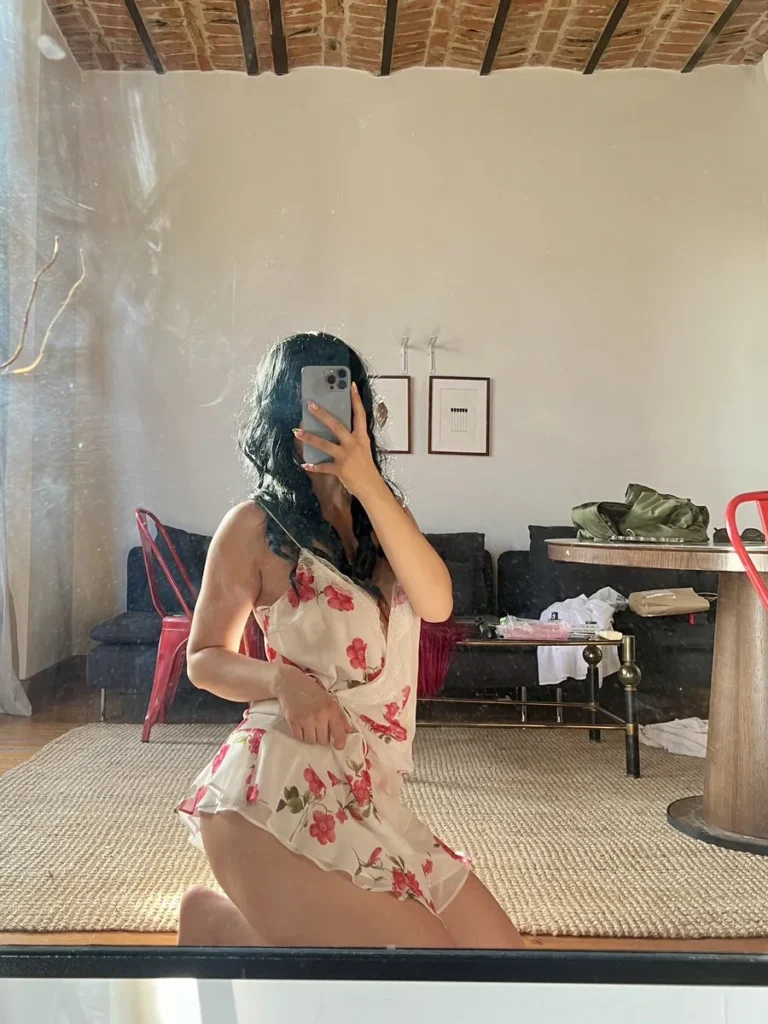 Gizem Sofia (Sweetmoans0) Onlyfans
